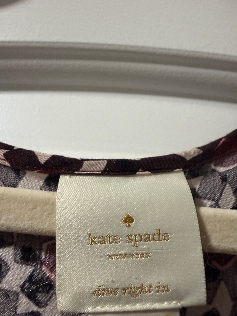 Label Image - Not a Bag - Picture 2 of 2
